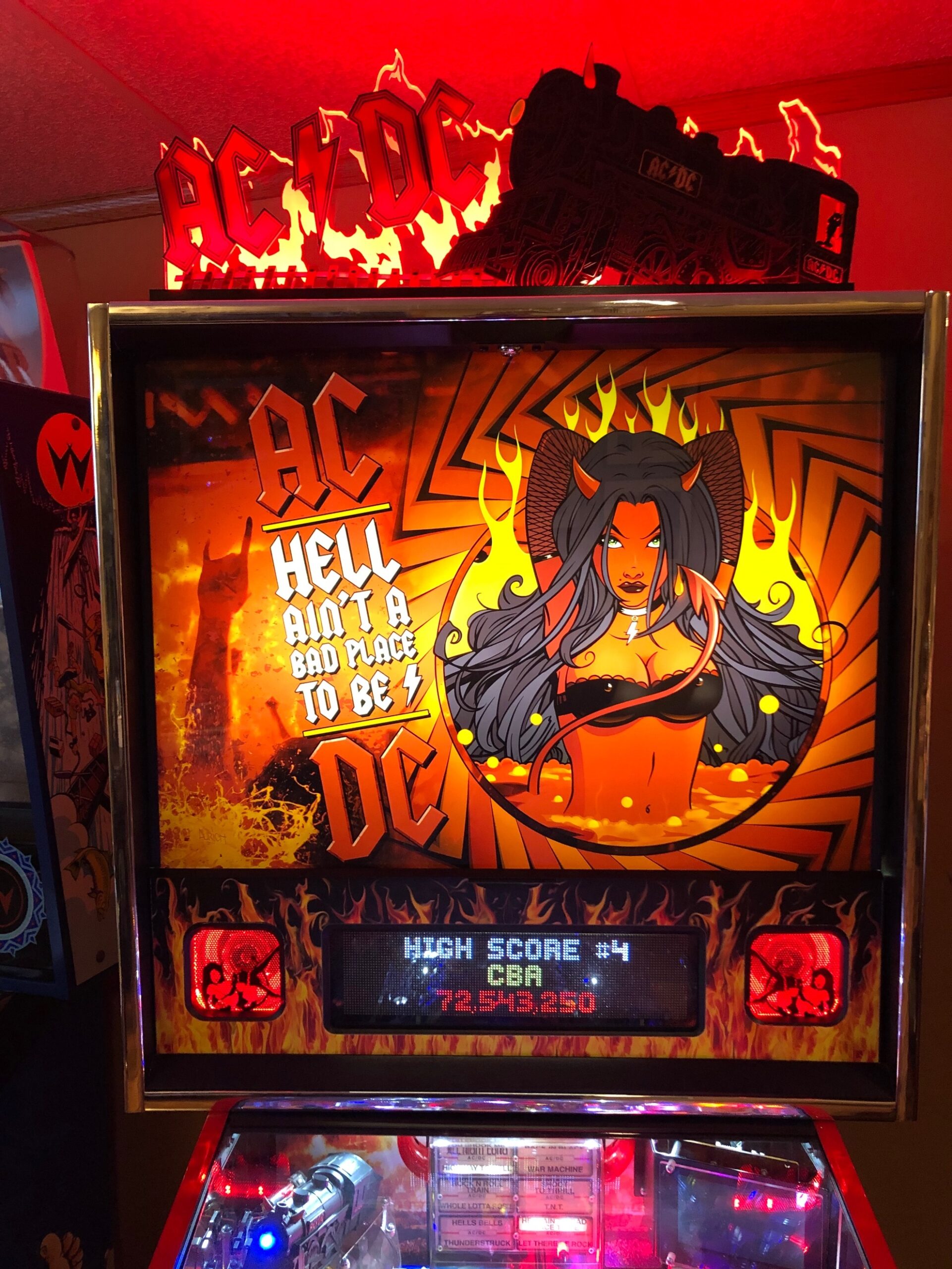 Buy AC/DC Premium Pinball Machine by Stern Online at $14999