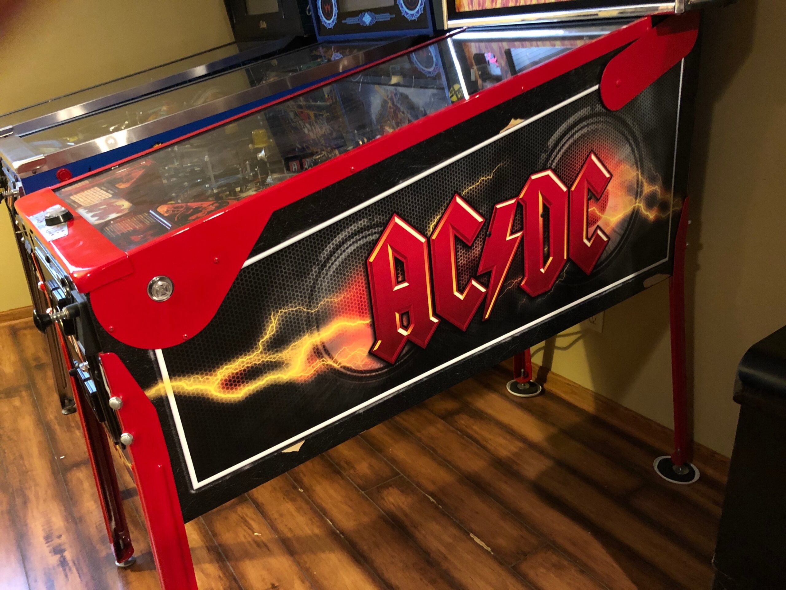 Buy AC/DC Premium Pinball Machine by Stern Online at $14999